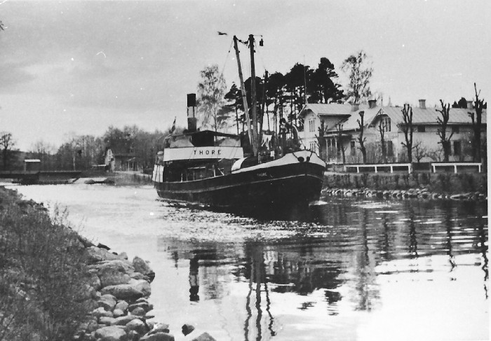 4737 SS Thore ex Dalsland i Rödesund.jpg