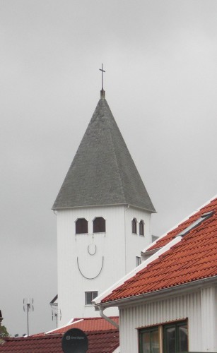 Smile Skärhamnskyrka.jpg