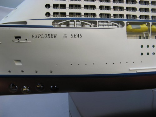 Modell av Explorer of the Seas Bild 2