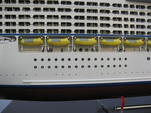 Modell av Explorer of the Seas Bild 3
