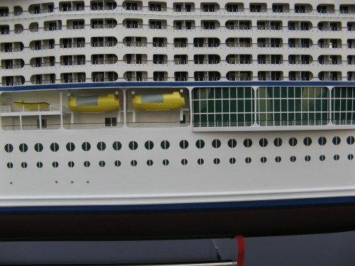 Modell av Explorer of the Seas Bild 4