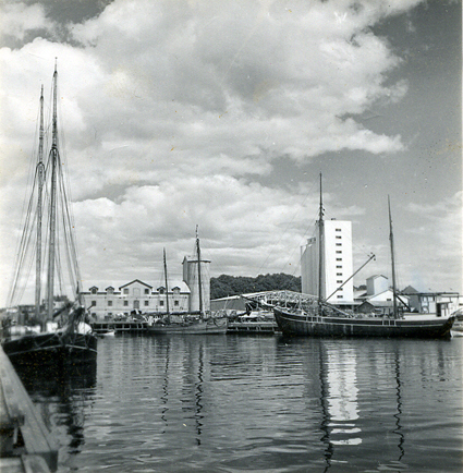 Borgholms hamn 1951.jpg