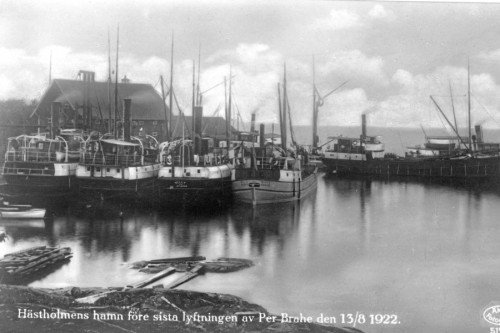 Hästholmens Hamn ångarna 13 aug 1922.jpg