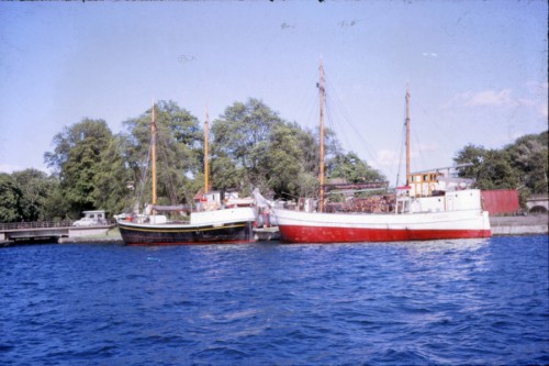 Motala hamn 3072 Wettervik och 2105 Vitö.jpg