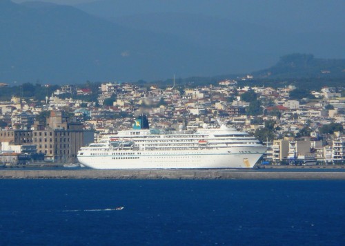 Amadea IMO 8913162 P1020400.JPG